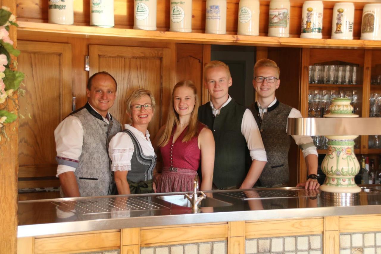 Landgasthof Geser Sarching エクステリア 写真
